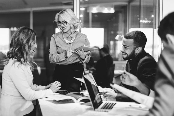 À qui revient-il de donner du sens au travail ?